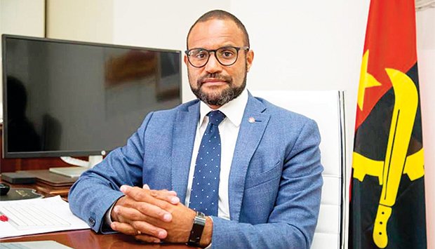 Suspeitas de corrupção ditaram afastamento antecipado do ministro