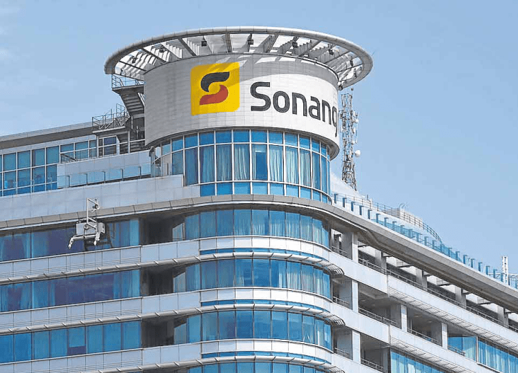 Sonangol reduz trabalhadores que considera estarem “a mais” na instituição, afirma Jornal