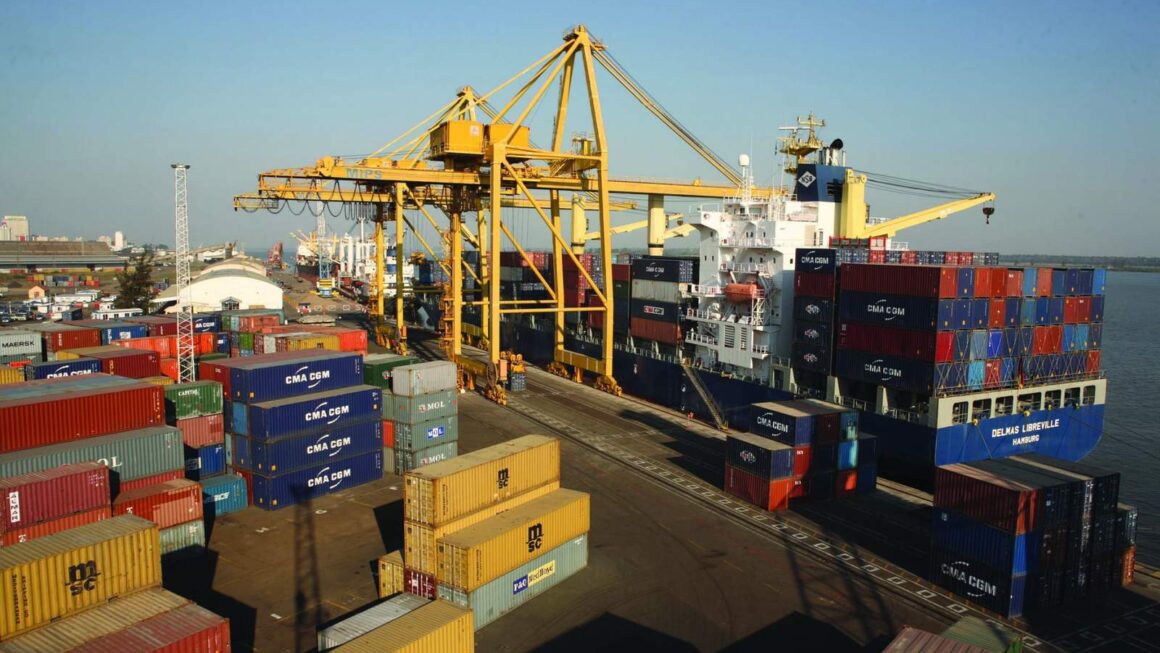 Angola recua na Zona de Comércio Livre e retira oferta tarifária nos serviços
