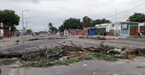 População de Maputo começou a organizar-se em milícias populares