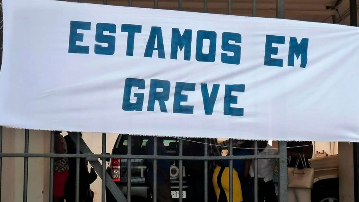“Realização de uma terceira greve geral não é saudável para a economia angolana” – analista