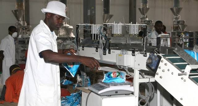 Angola: Empresas Fecham por Falta de Pagamentos do Estado