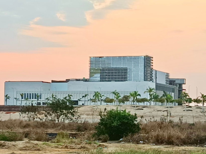 CENTRO DE CONVENÇÕES DA CHICALA PASSA A ANEXO DA PRESI-DÊNCIA DA REPÚBLICA