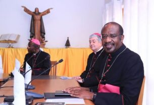 Igreja Católica pede fim aos monopólios que alimentam a miséria e o êxodo da juventude angolana