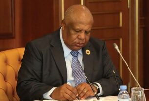 Pedido para apreensão do passaporte de Higino Carneiro é recusado pelo tribunal