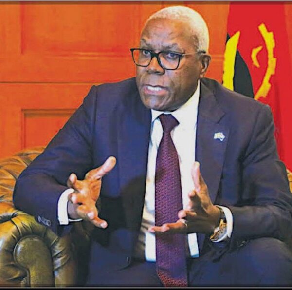 Makas na Sonangol: Filhos dos dirigentes substituem trabalhadores injustamente despedidos, Aurora Cardoso acusada de trafulhas