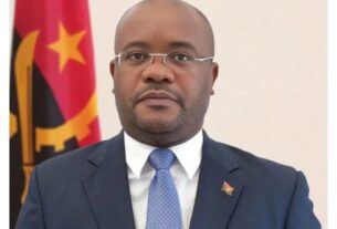 Funcionários da Embaixada de Angola nos Estados Unidos pedem exoneração do embaixador