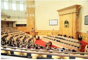 Divergências entre MPLA e UNITA conduzem ao Tribunal Constitucional proposta de alteração da Lei das Carreiras das FAA e Código de Disciplina Militar