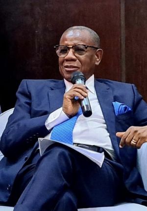 Carlos Feijó posiciona-se como cabeça de lista do MPLA às próximas eleições