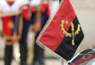 Descoberta em Angola vala comum com restos mortais de 500 pessoas