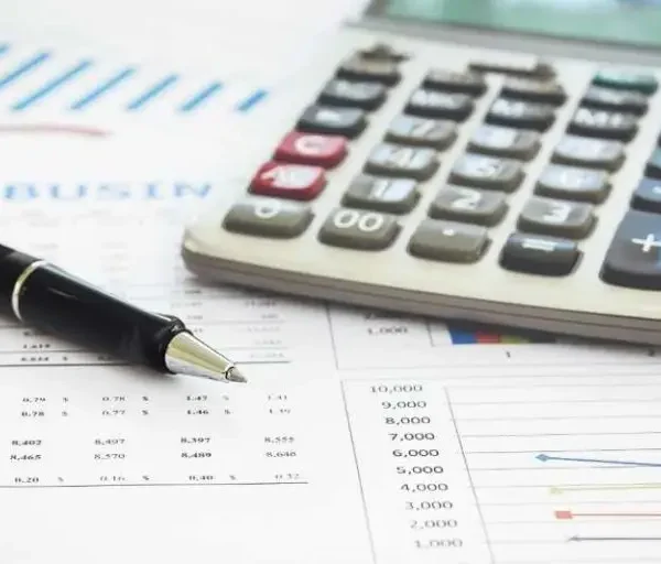 Angola gasta 11,3 milhões USD em consultoria para gestão da dívida pública em dois meses