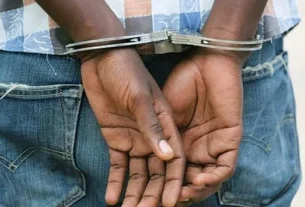 Detido alto funcionário do Hospital do Luando por furto de chapas de apoio às vítimas das chuvas no Bié
