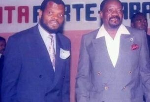 REGIME OFERECE RECOMPENSA PELAS OSSADAS DO NUMERO DOIS DE SAVIMBI