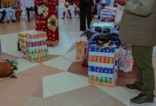 “Aluguer de tios” para pedidos de noivado custa entre 50 e 300 mil kwanzas em Luanda