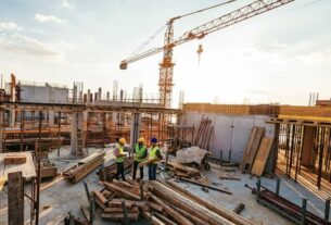 Construção: Oito em cada dez obras estavam paralisadas no segundo trimestre