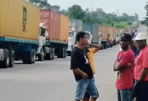 RDC: Mineiros em protesto em Kolwezi bloqueiam passagem de camiões angolanos, sul-africanos e namibianos